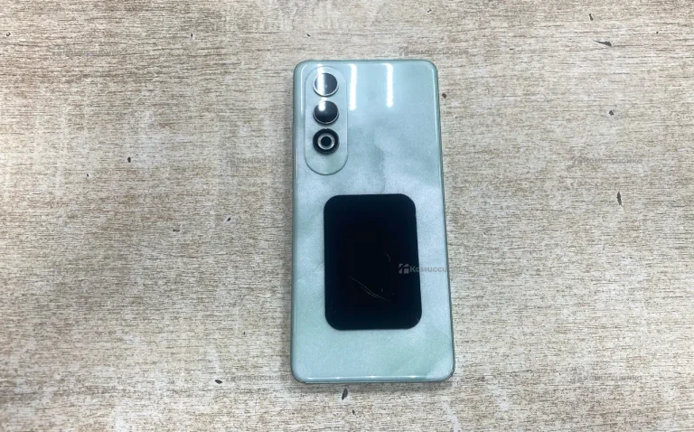 OnePlus Nord CE4 8/256 ГБ