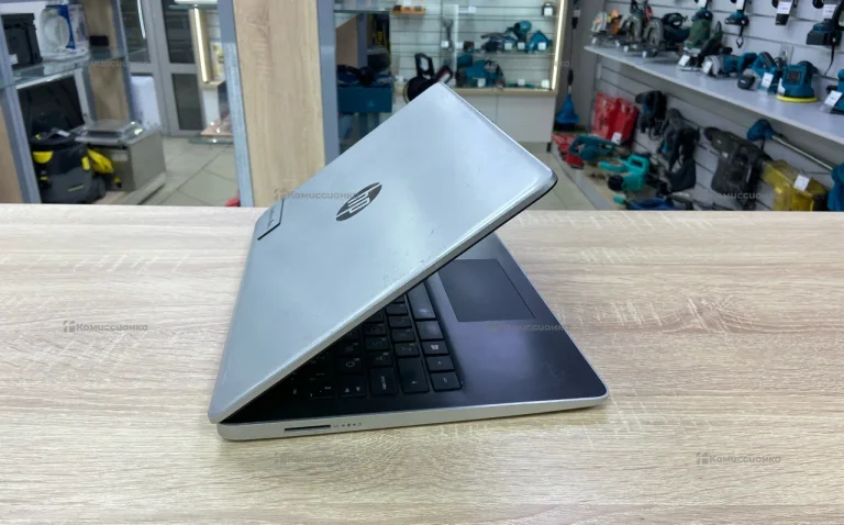 Ноутбук  HP 14s-dq1019ur