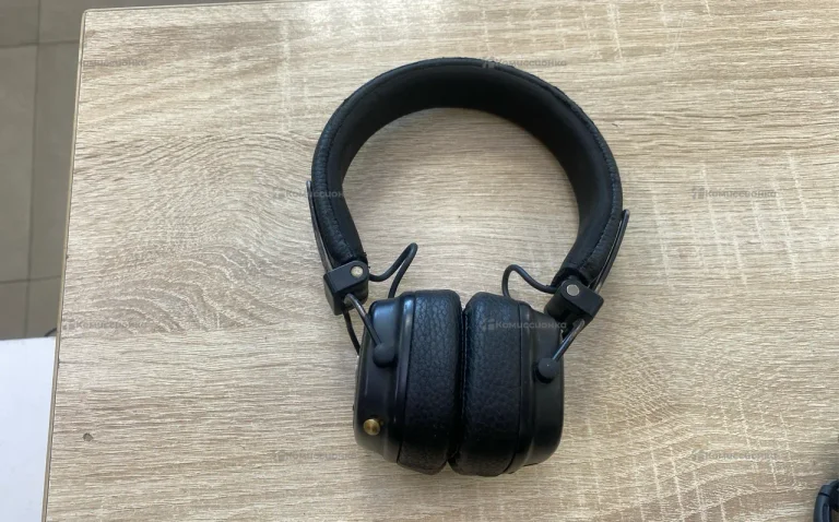 Наушники  Marshall III Bluetooth