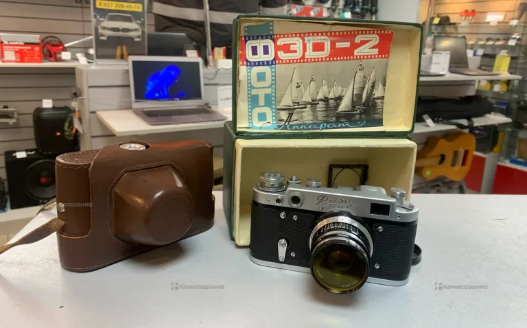 Фотоаппарат ФЭД-2