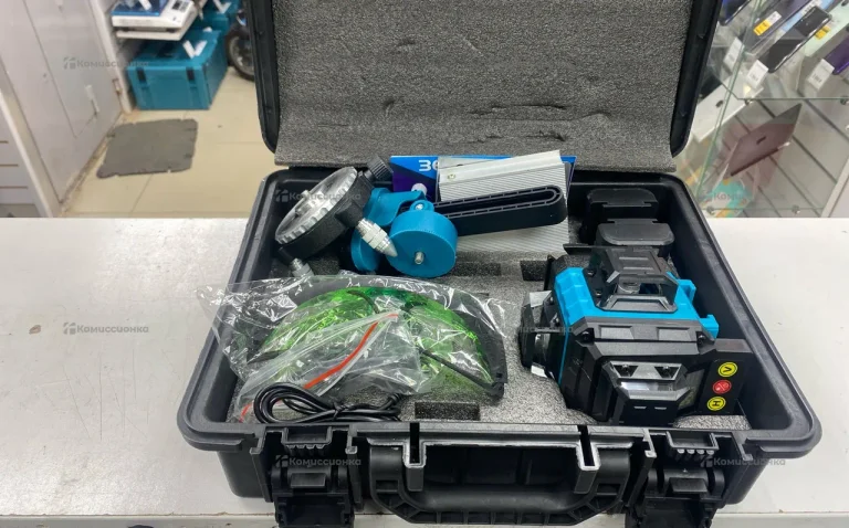 Лазерный уровень Makita 16D Green Laser