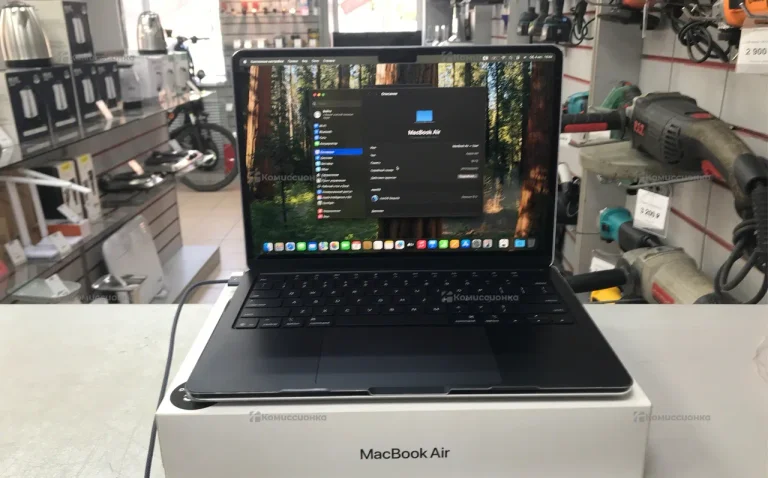 Ноутбук  Macbook Air 13 M4 2025