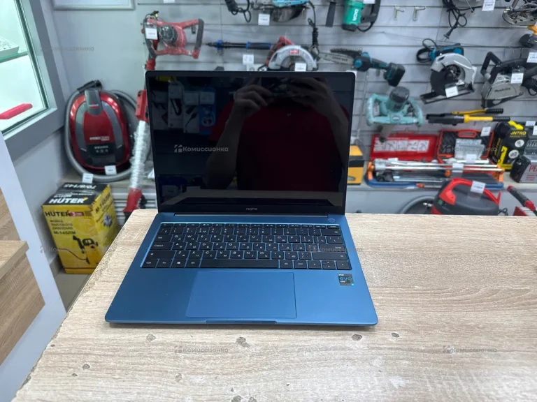 Ноутбук  Realme RMNB1002