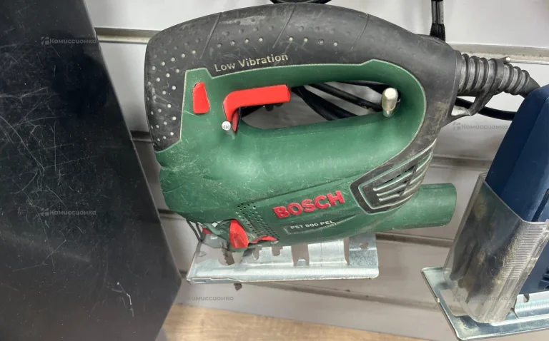 Электролобзик Bosch PST 800 PEL