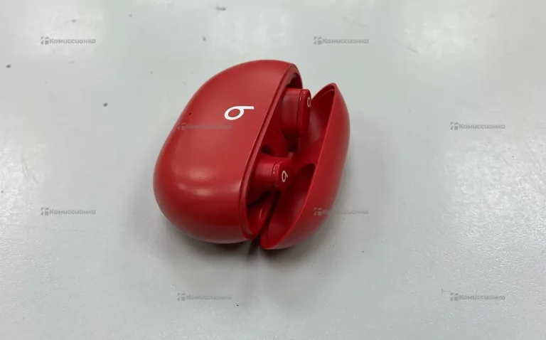 Наушники Beats Buds