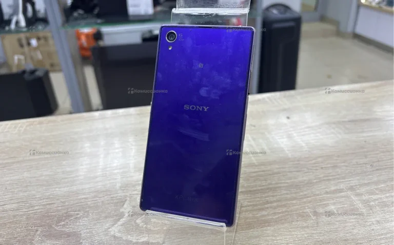 Sony Xperia C6903