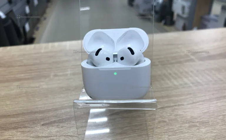 Наушники  Airpods 4