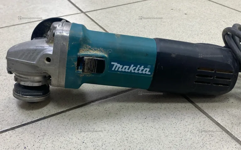 УШМ makita 9558 HNR