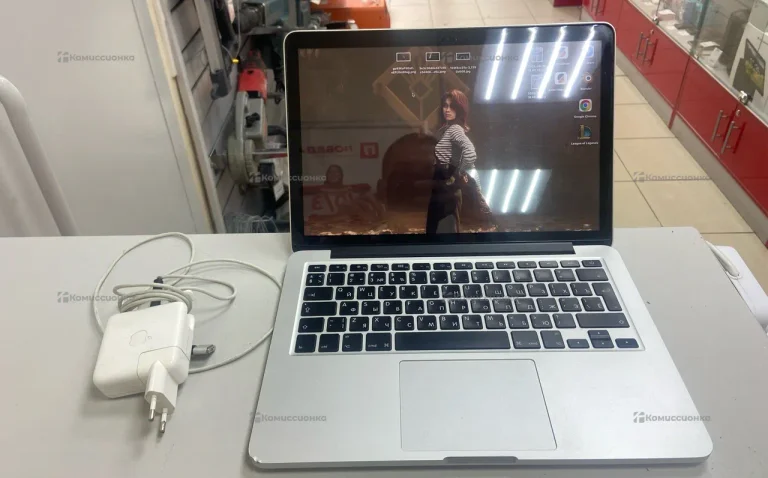 Ноутбук  MacBook Pro 2013