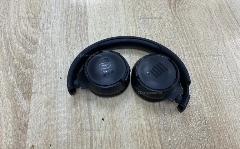 Наушники  JBL 570bt