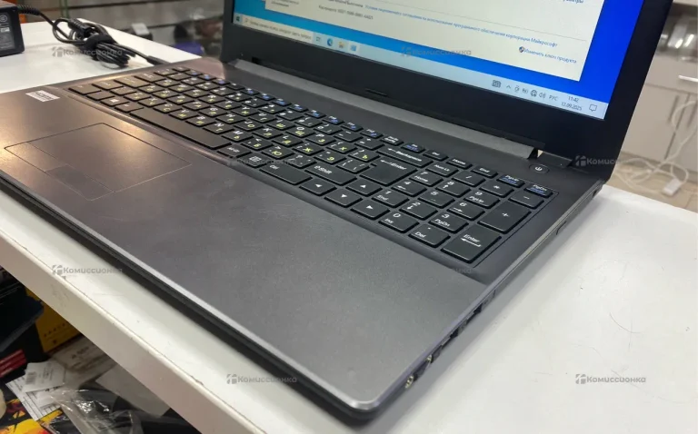 Ноутбук  Intel(R) Pentium(R) CPU N4200 @ 1.10GHz