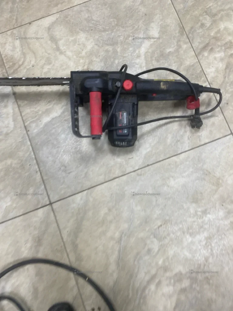 Электрическая пила P.I.T. PKE405-D1