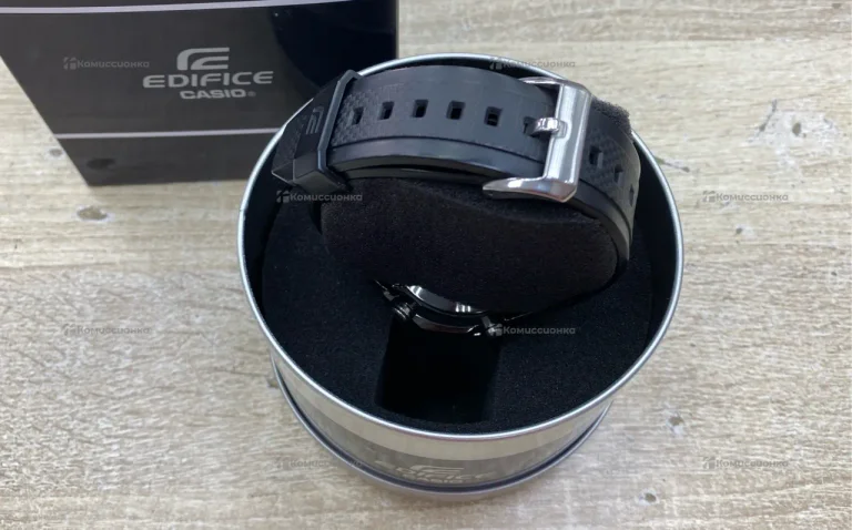 Часы Casio EDIFICE EQW-M1100