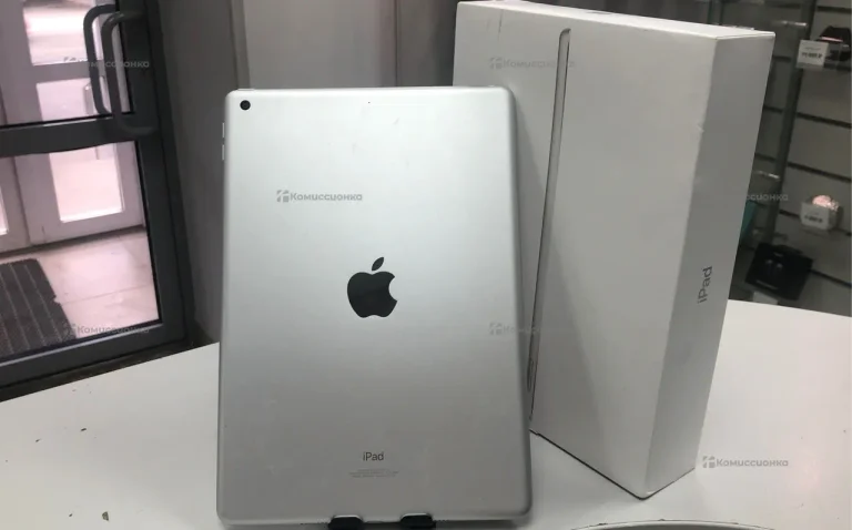 Планшет Apple iPad 9-го поколения 64GB