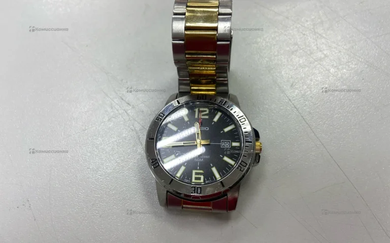 Часы  Casio