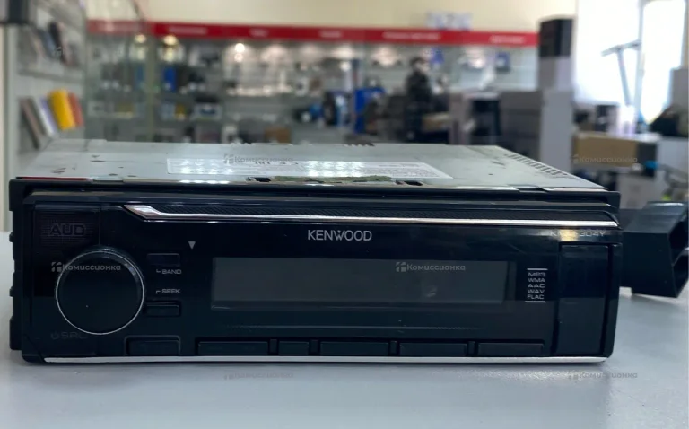 Автомагнитола Kenwood KMM-304y