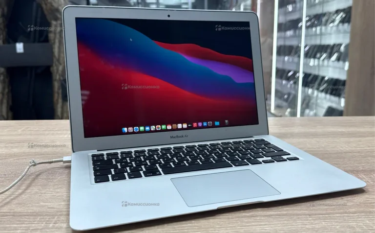 Ноутбук MakBook Air 2013