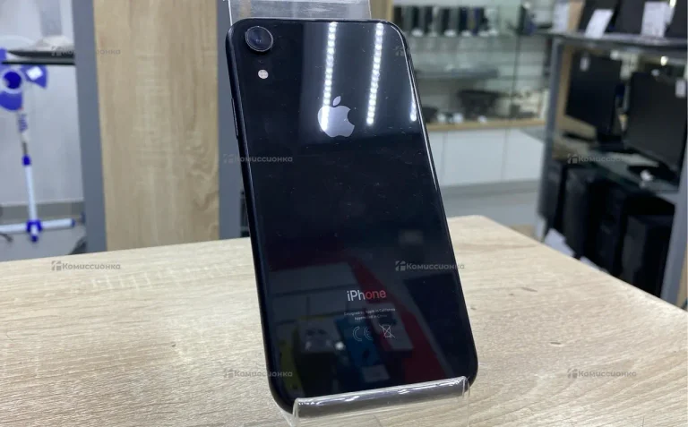Apple iPhone Xr 64 Gb.