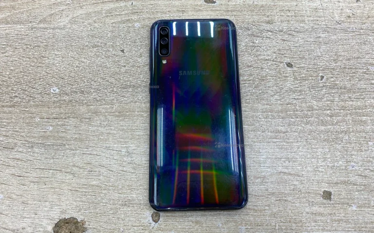 Samsung Galaxy A50 4/64 ГБ