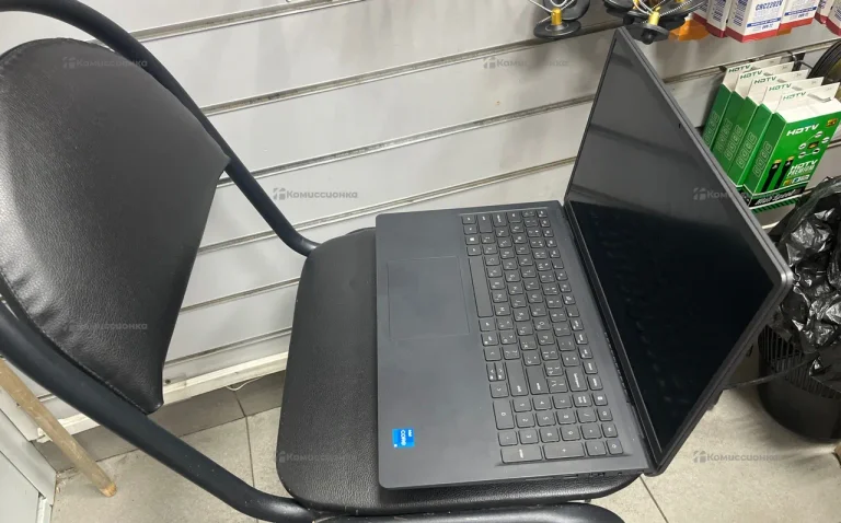 Ноутбук Dell Vostro 3520