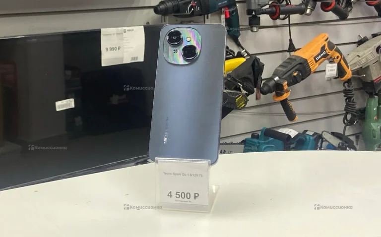 Tecno Spark Go 1 8/128 ГБ