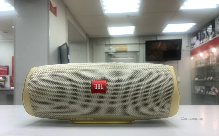 Колонка  JBL Charge 4