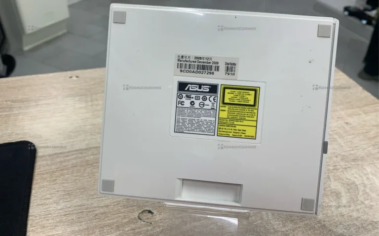 Внешний привод ASUS SDRW-08D1S