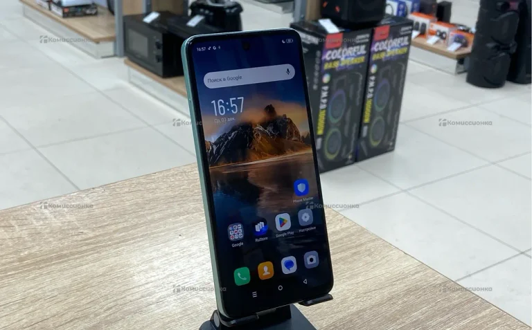 Infinix Smart 8 4/128 ГБ